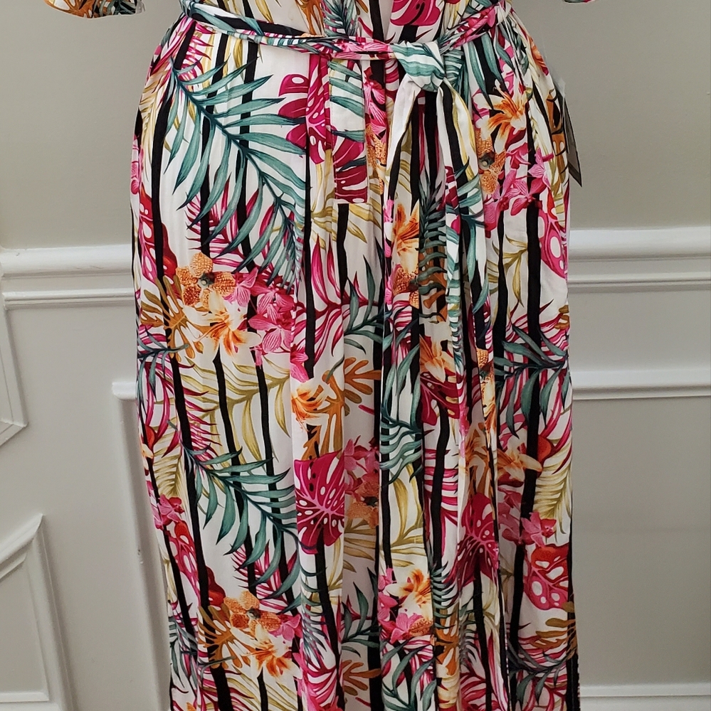 NINE WEST RUFFLE SLEEVE DRESS - Picture 3 of 9